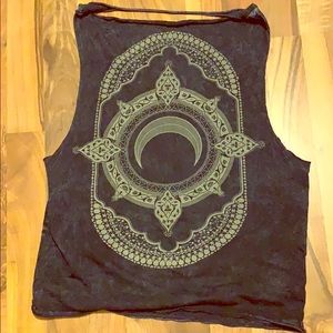 XS tank top with the back out.
